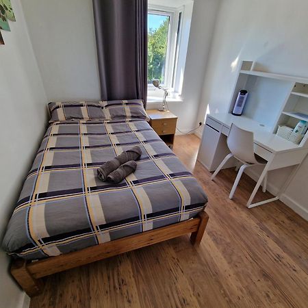 Cozy Double Bedroom In Zone 1-2 Central ロンドン エクステリア 写真